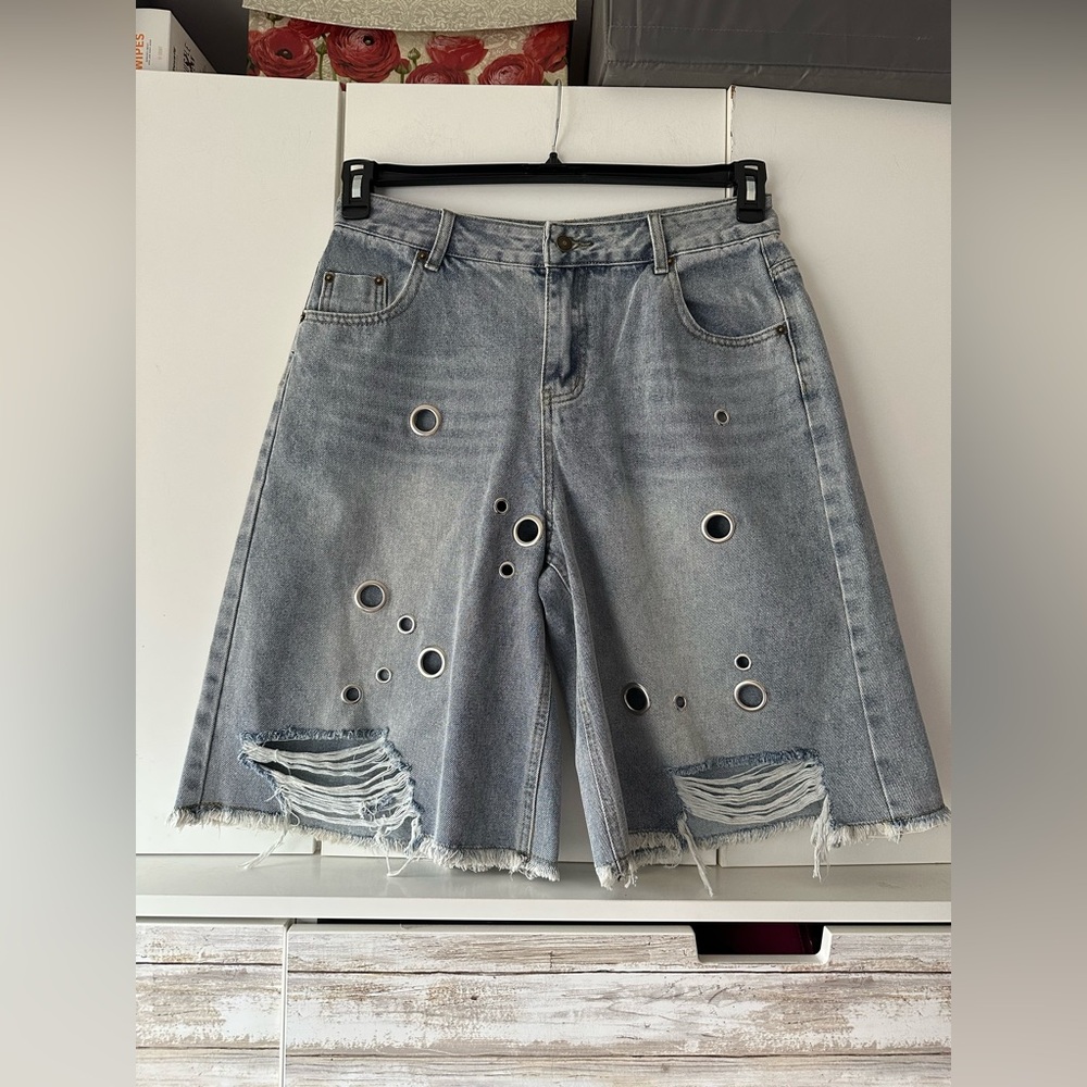 SUMWON Grommet Distressed Denim Shorts 💙🔥 Men’s 36 Y2K Streetwear